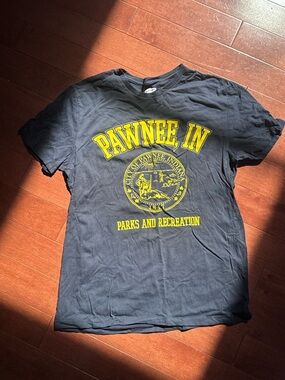 Old Navy Pawnee Parks & Rec Navy short sleeve cotton T‑Shirt, size medium